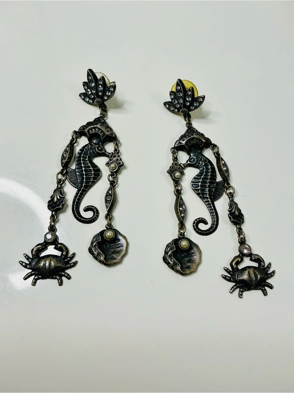 VTG Banana Bob Art Deco Style Sea Horse Dangling Chandelier Pierced Earrings EUC